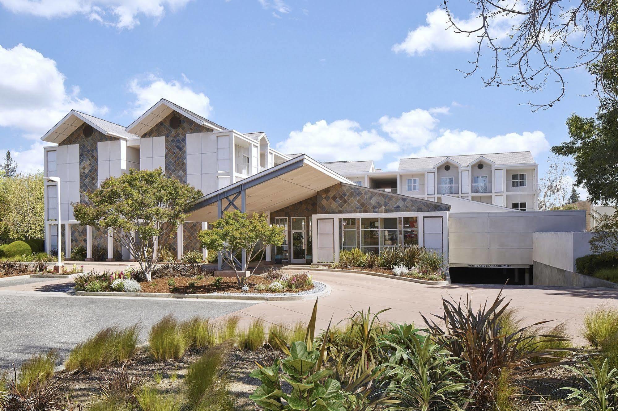 Corporate Inn Sunnyvale - All-Suite Hotel Exterior photo